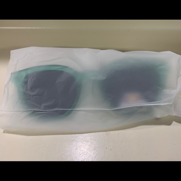 Sunglasses - Picture 2 of 3